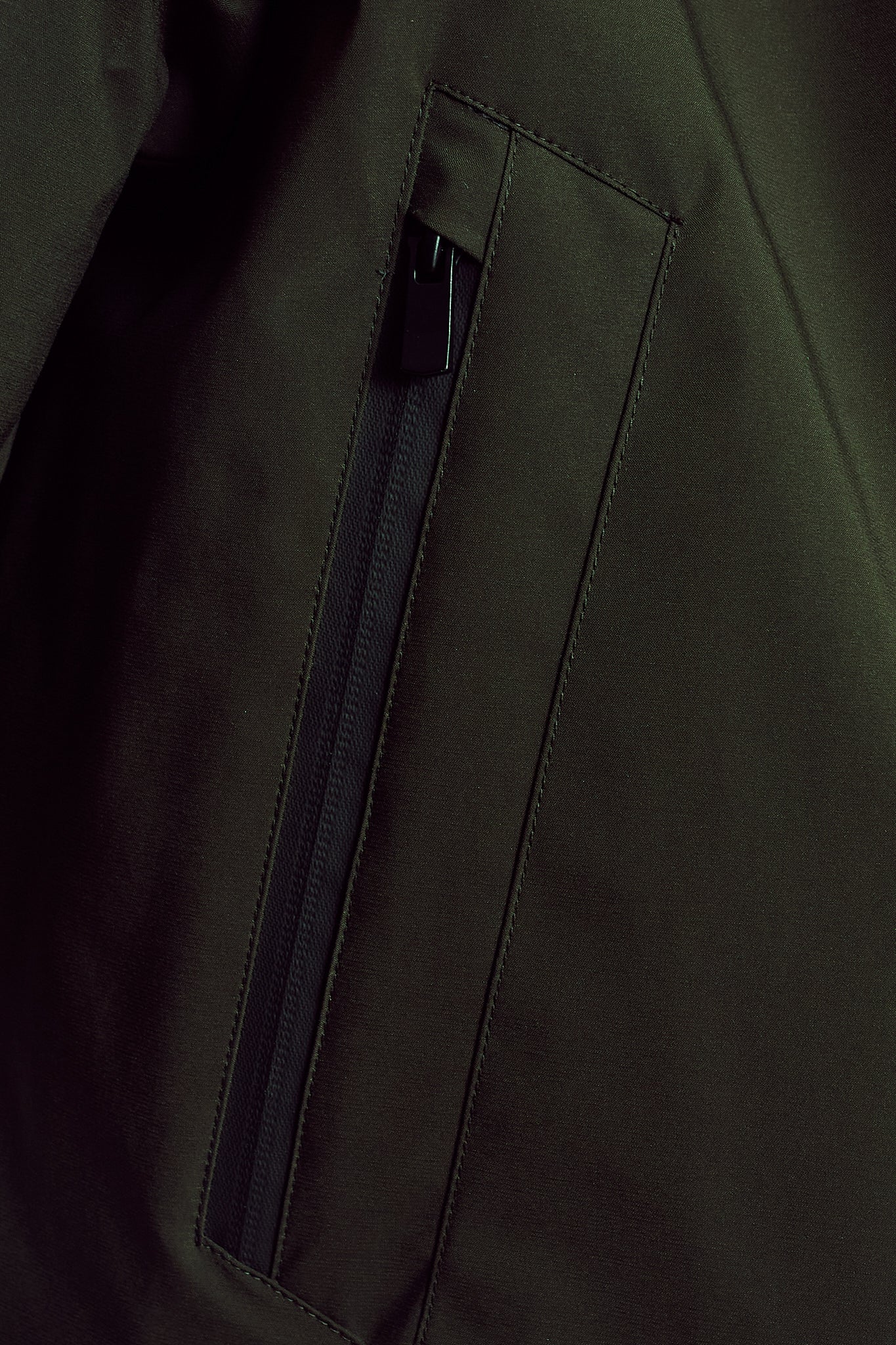 Abrigo Parka técnico verde