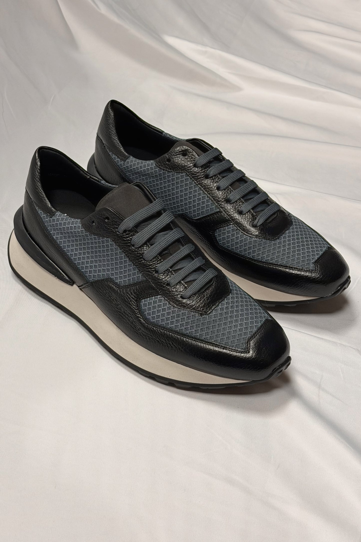 Zapatillas walking negras