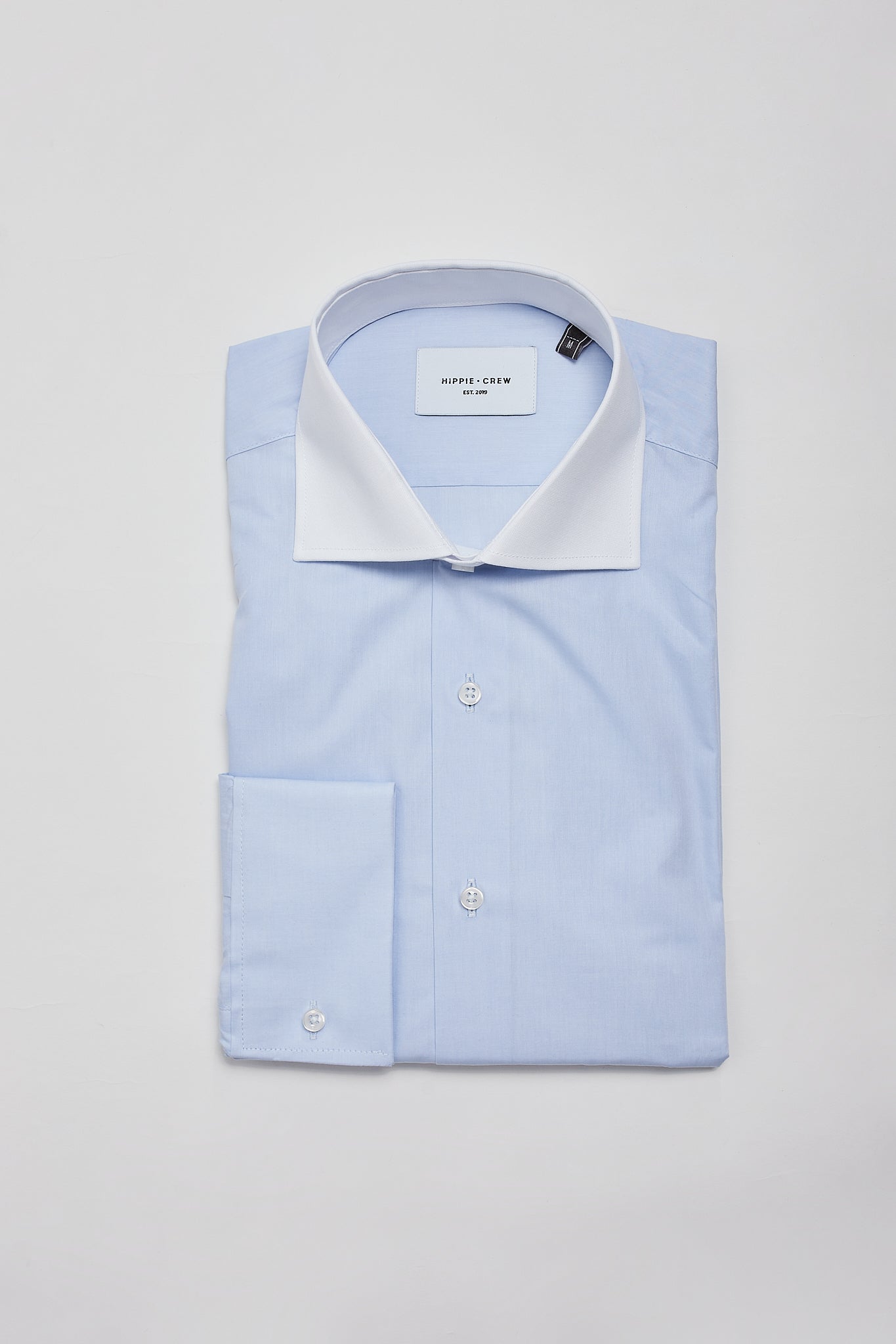 Camisa vestir azul cuello italiano blanco