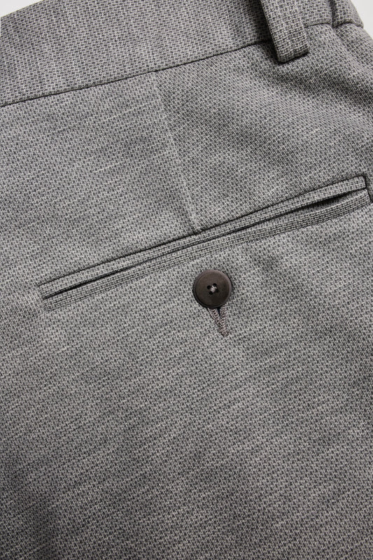 Pantalón chino punto gris claro