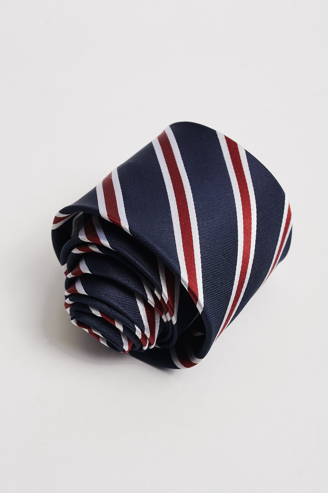 Corbata regimental azul marino burdeos