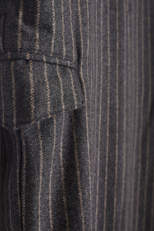 Pantalón cargo premium franela gris