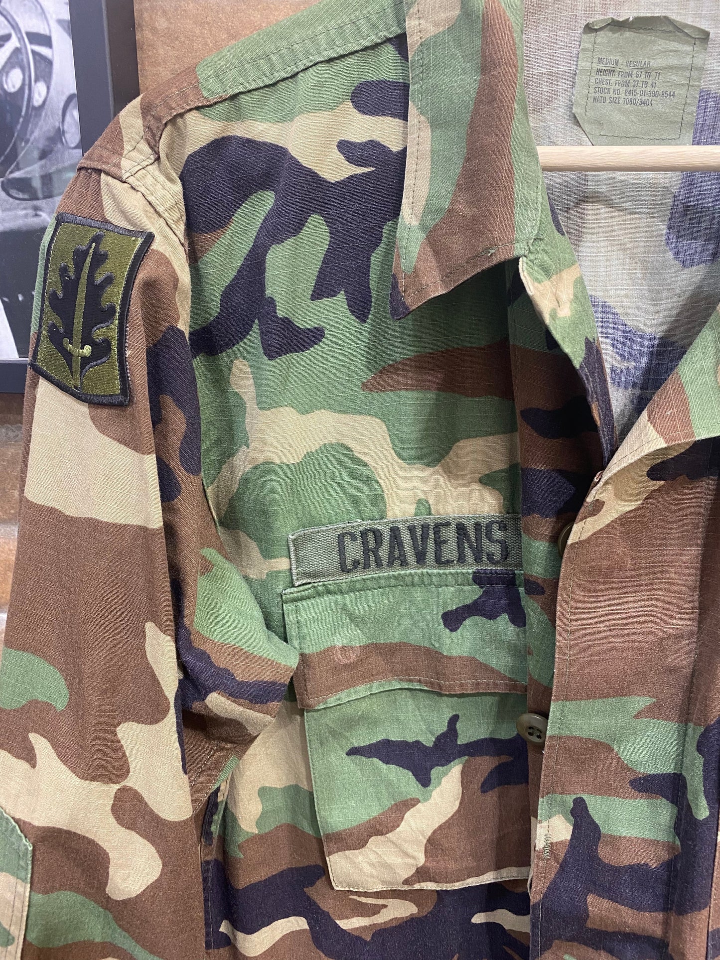 Chaqueta militar camuflaje vintage #CRAVENS Hippie Crew