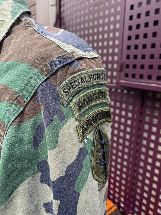 Chaqueta vintage militar camuflaje Hippie Crew