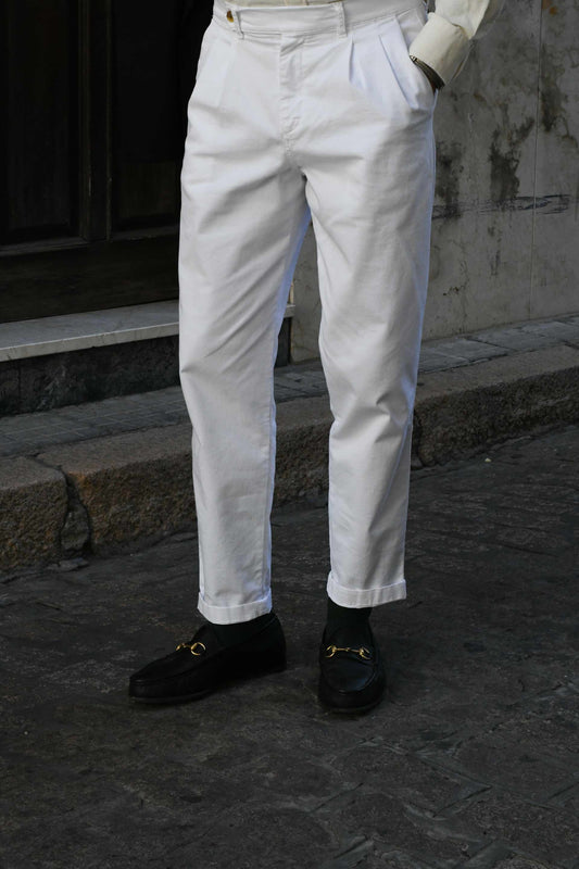 Pantalón chino blanco