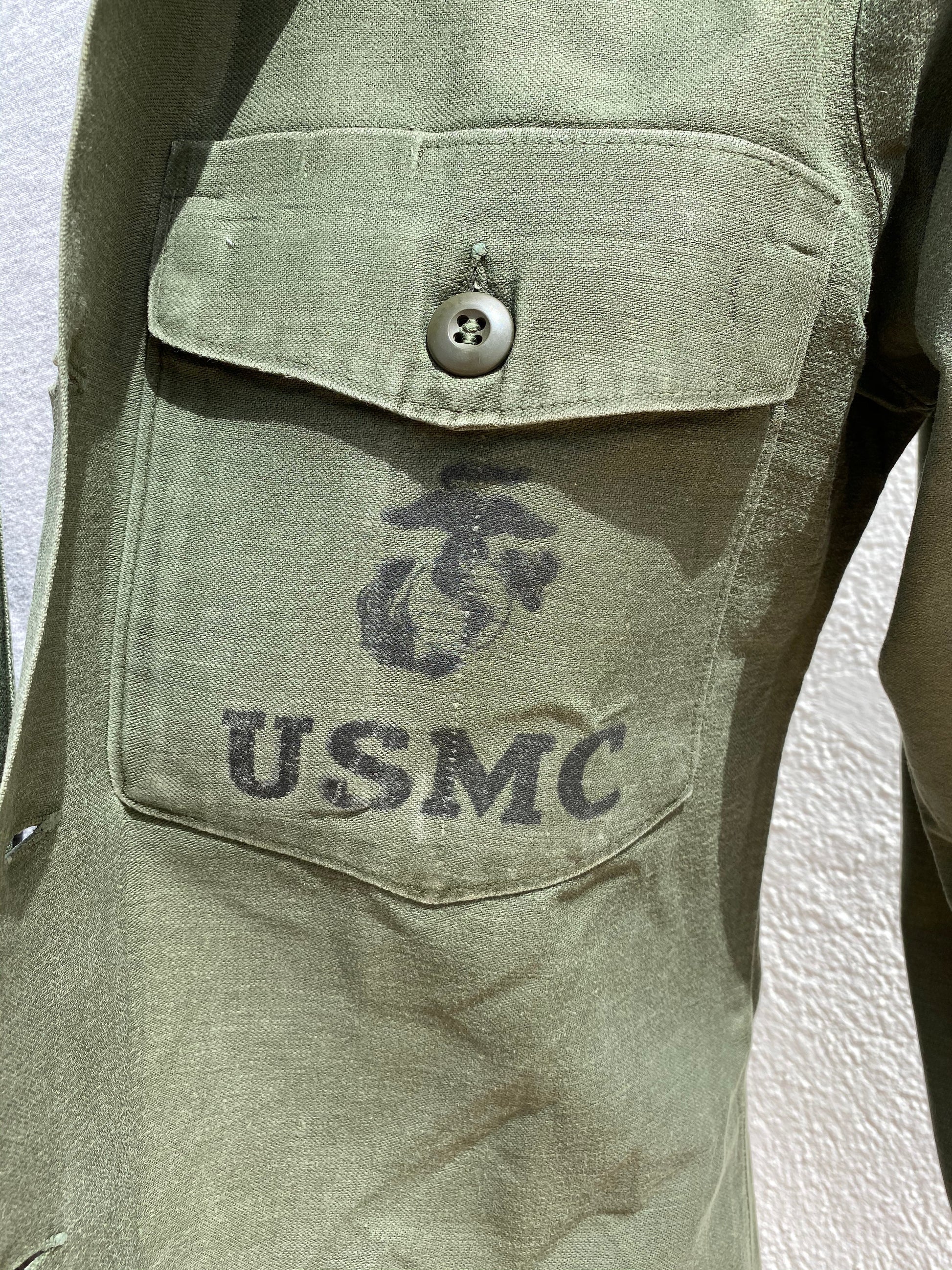 Sobrecamisa militar vintage USMC II Hippie Crew