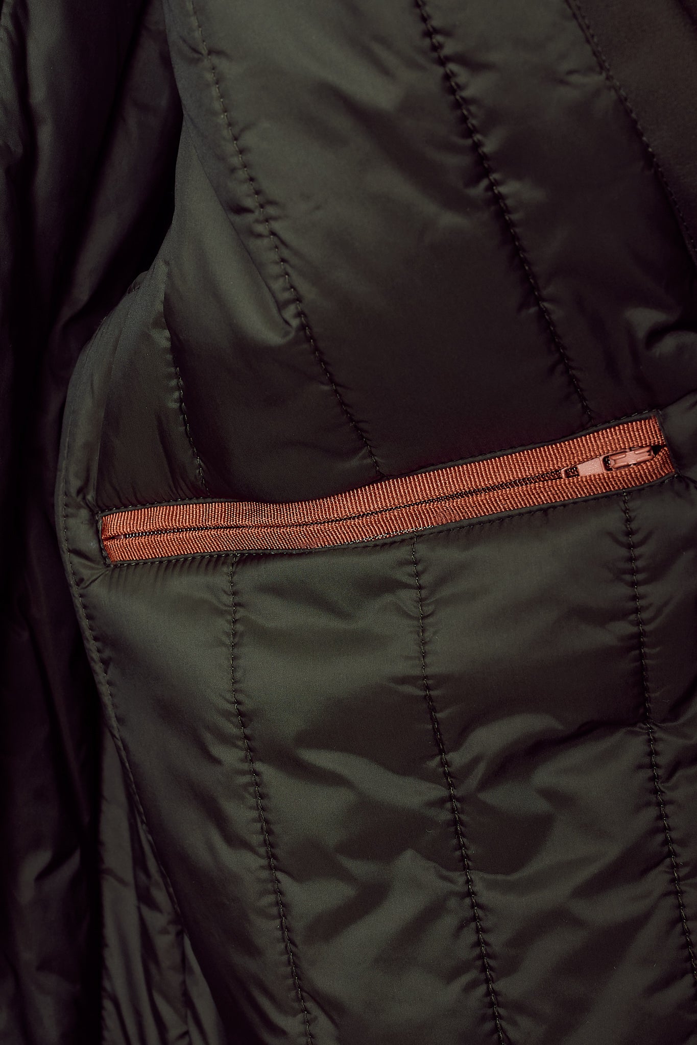 Abrigo Parka técnico verde